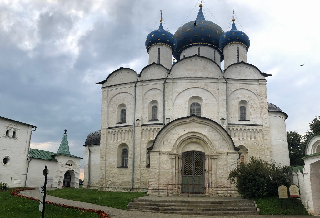 Суздаль рождественский собор фото